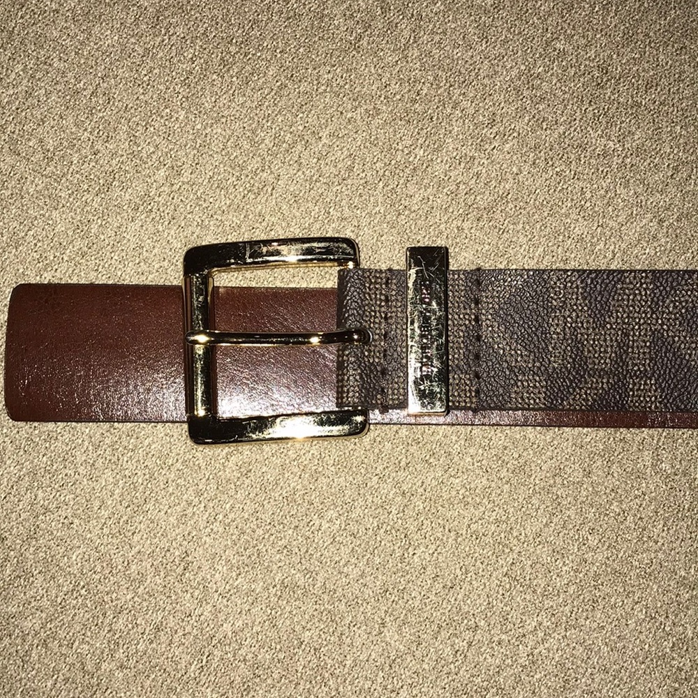 Michael Kors leather belt.
